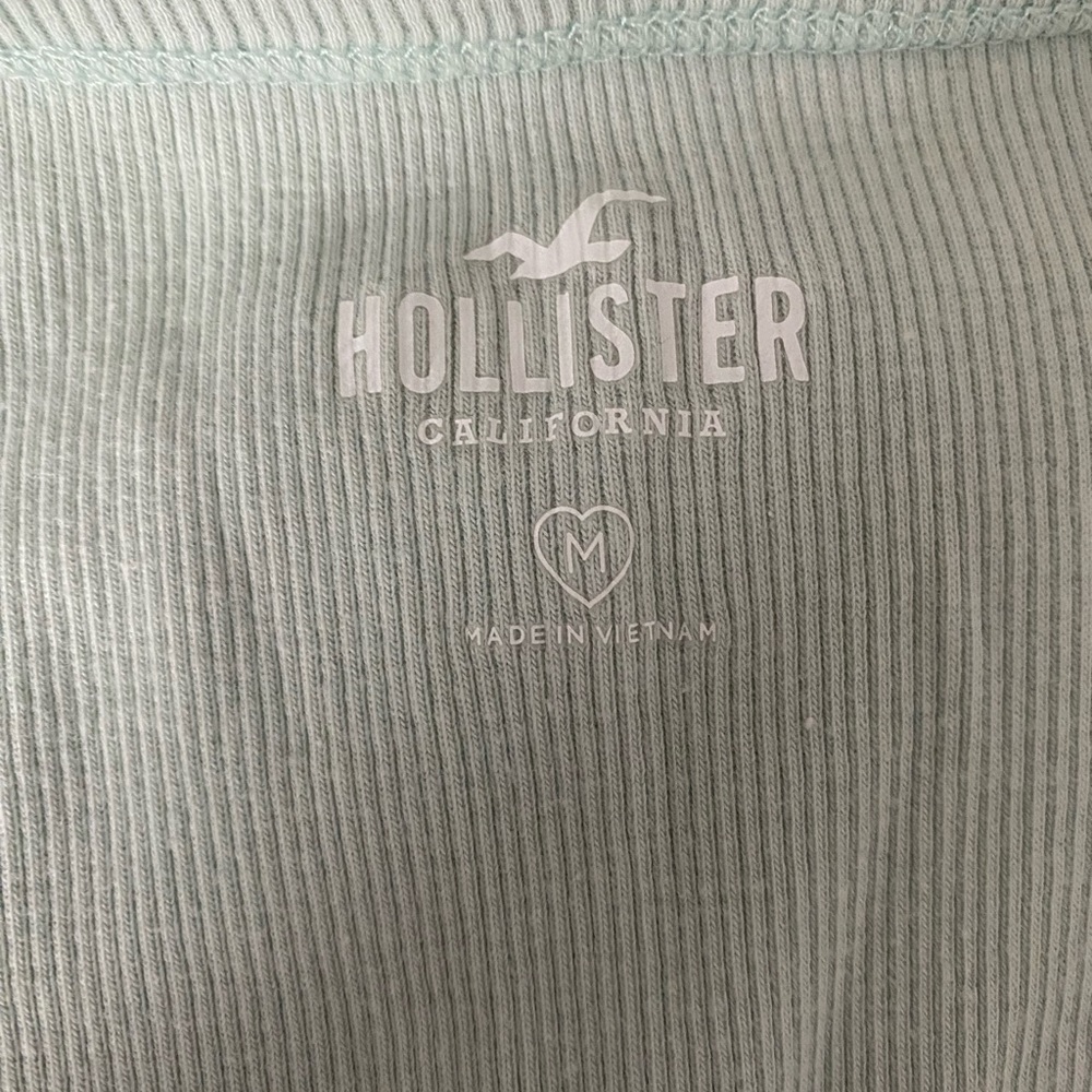 Hollister sage short sleeve